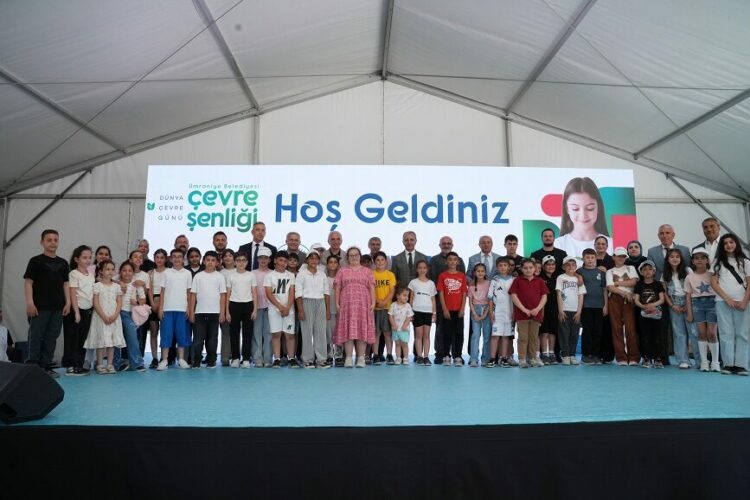 Ümraniye’de ‘Çevre Şenliği’ düzenlendi
