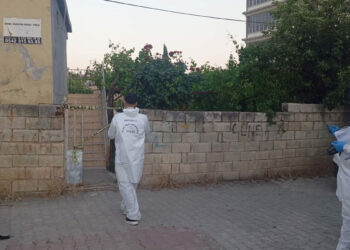 Yalnız yaşadığı evinde ölü bulundu