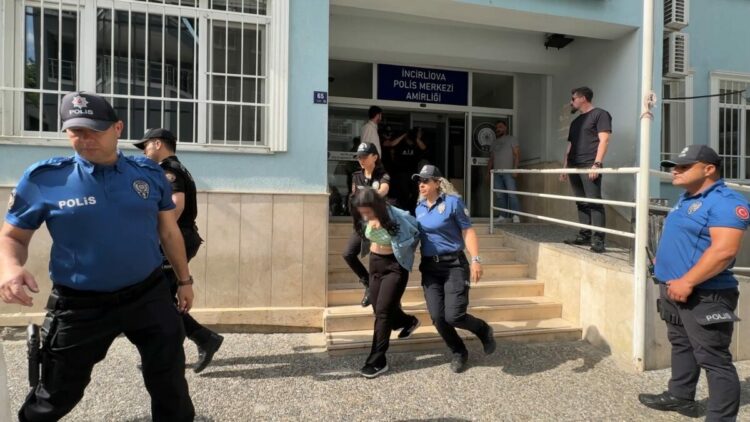 Sanal medyada tanıştığı kadının davetiyle gittiği evde darbedildi; 8 gözaltı