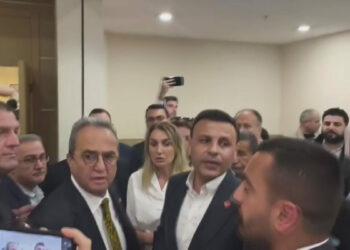 İmamoğlu'nun Şadi Yazıcı'ya yönelik 'hakaret davası'nın yeniden görülen duruşması 11 Eylül'e ertelendi