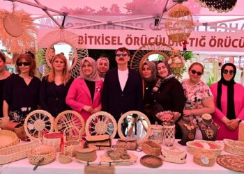 Bahçelievler’de kadınların el emeği ürünlerinden sergi açıldı