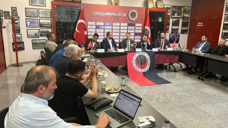 Gençlerbirliği Başkanı Çakmak: Kulübün toplam borcu ortalama 5 milyon euro