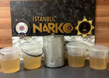 Güngören'de uyuşturucu operasyonu: 40 kilo sıvı metamfetamin ele geçirildi