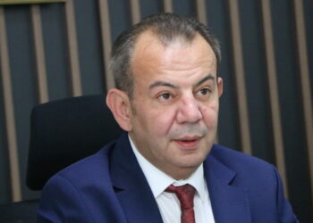 ‘Nefret ve ayrımcılık’ suçlamasıyla yargılanan Tanju Özcan: Suç işlediğimi düşünmüyorum