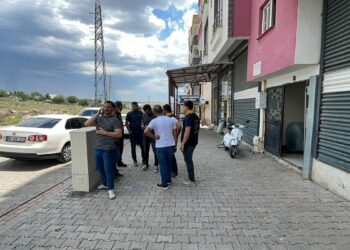 Şanlıurfa'da tartıştığı eşi ve kızını tabancayla vurup kaçtı