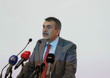 Bakan Tekin: Bilgiyi beceriye dönüştürecek paradigmayı inşa etmek gerekiyor