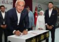 Bakan Ersoy, Antalyalı çiftin nikah şahidi oldu