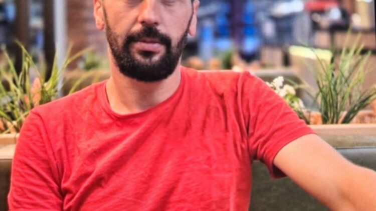 Önce babasını vurarak yaralı, ardından aynı tabancayla intihar etti