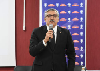 AK Partili Yayman: Atatürk hayatta olsaydı, bugün partinin yönetimindekileri kovardı