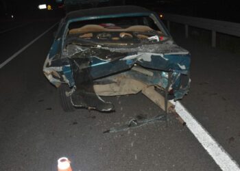 Kırıkkale’de otomobil, arıza yapan otomobile çarptı: 6 yaralı
