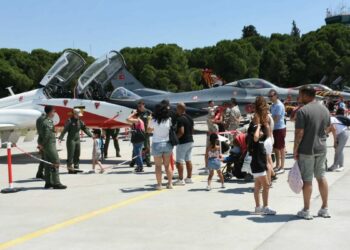 Gençlik ve Havacılık Festivali ikinci günde de ilgi gördü