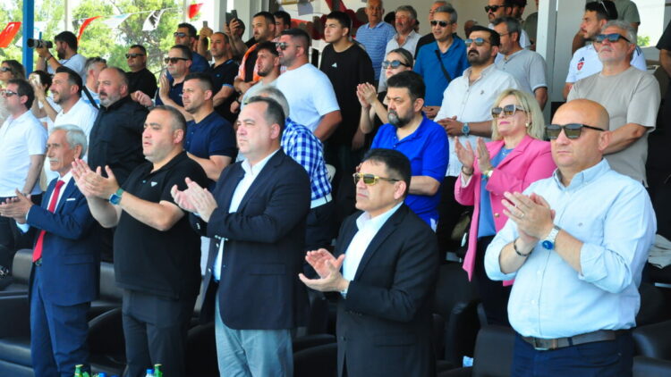 Manisa Yuntdağı Güreşleri’nin başpehlivanı Feyzullah Aktürk oldu