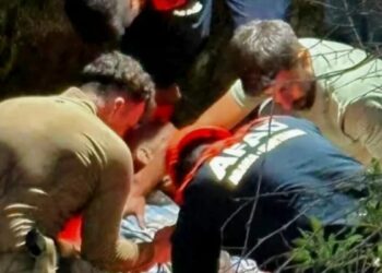 Kayıp Alzheimer hastası, dere yatağında yaralı bulundu