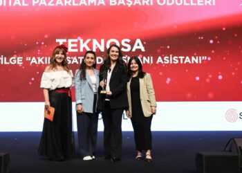 Teknosa'nın Akılla Satış Danışmanı Asistanı Bilge'ye ödül