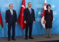 Azerbaycan-Gürcistan Üçlü Dışişleri Bakanları Toplantısı İstanbul'da başladı