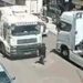 TIR'ın çarptığı yaya öldü; kaza kamerada