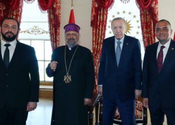 Cumhurbaşkanı Erdoğan, Sevan Sıvacıoğlu ve Patrik Maşalyan’ı kabul etti