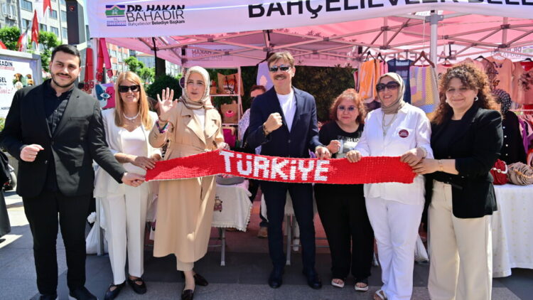 Bahçelievler'deki Geleneksel Kadın El Emeği Festivali devam ediyor