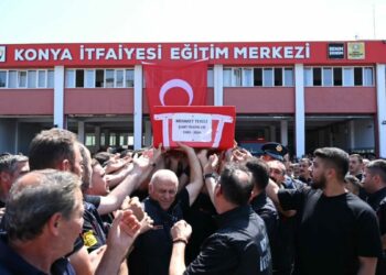 Şehit itfaiye eri, son yolculuğuna uğurlandı