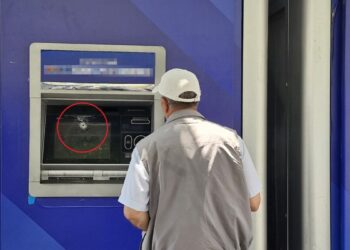 Diyarbakır’da bir bankaya ait 2 ATM kurşunlandı
