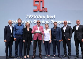 Altur Turizm, 50’nci yılında araç filosunu büyütüyor