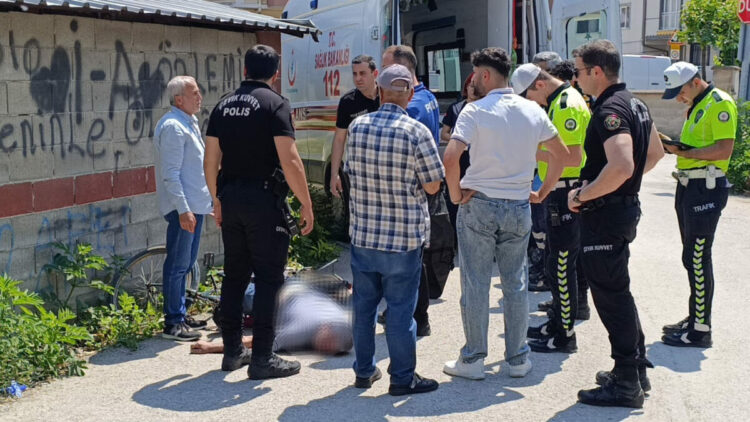 Fenalaşıp bisikletten düşen kişi hayatını kaybetti
