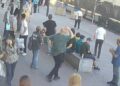 Fatih'te 6 yaşındaki çocuk raylara düşüp tramvayın altında kalarak öldü; panik anları kamerada