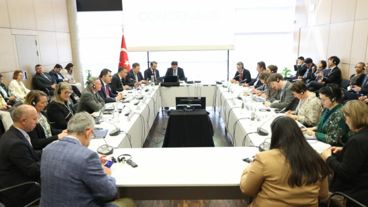 Bakan Kurum, Bonn'da ‘COP31 Ev Sahibi Ülke Anlaşması’nı imzaladı