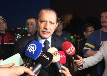 İstanbul İl Emniyet Müdürü Selami Yıldız, Beyoğlu'nda denetime katıldı
