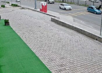 Otomobilin çarptığı yaya yaşam mücadelesi veriyor, sürücü serbest
