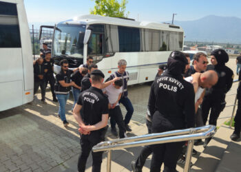 Bursa merkezli 4 ilde narkotik operasyonu; 23 şüpheli adliyede