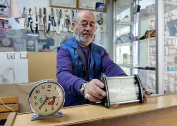 52 yıldır zamana 'ayar' veriyor, teknolojiye direniyor