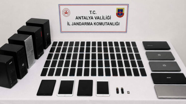 Hesaplarında 8 milyar lira işlem hacmi olan yasa dışı bahis şüphelilerine operasyon: 72 gözaltı