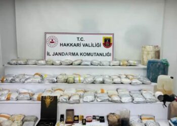 Hakkari'de 626 kilo uyuşturucu ele geçirildi: 4 tutuklama