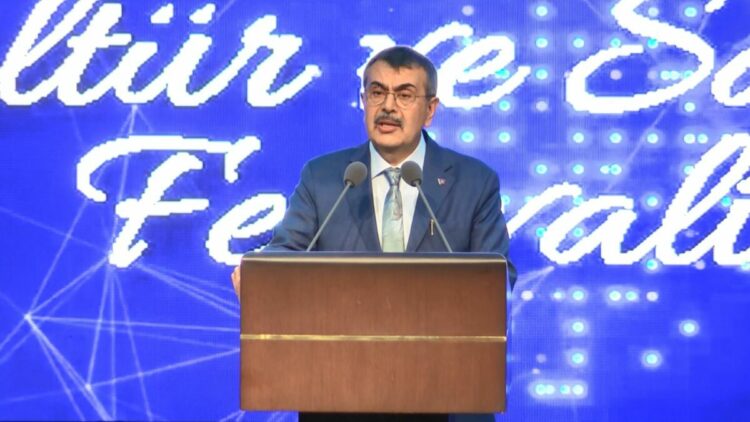 Bakan Tekin: İmam hatip okullarını uluslararası bir marka haline getireceğiz
