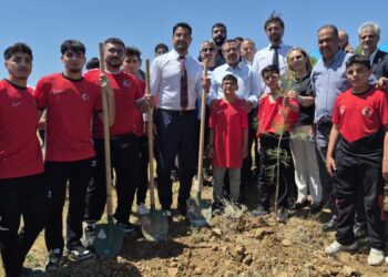 TGF Başkanı Akgün: Misyonumuz sadece sporcu yetiştirmek değil, halka ve çocuklara doğru örnekler sunabilmek