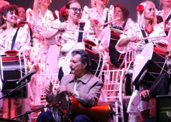 Tekirdağ Kiraz Festivali’nde Burhan Öçal, sahne aldı