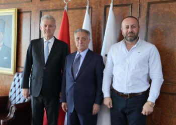 Altay'da güneş açtı