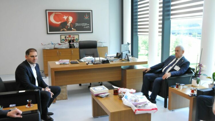 Tacikistan heyetine İstanbul Havalimanı’nda sağlık brifingi