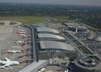Hamburg Havalimanı’nda uçuşlar durdu