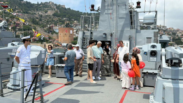 2/2026 Tatbikatı'na katılan 'TCG Tarsus' ve 'TCG İmbat' ziyarete açıldı