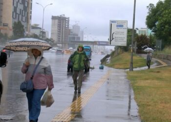 İstanbul'da sağanak etkili oldu