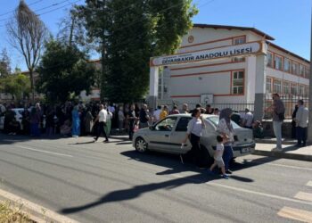LGS’de yanlış okula giden öğrenciler için polis seferber oldu