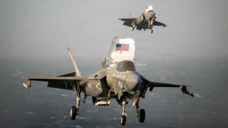 CENTCOM: İran'ın ticari gemilere yönelik İHA saldırıları engellendi
