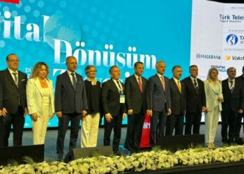 ‘Türkiye, teknoloji üretimi ve ihracatında da başa oynuyor’