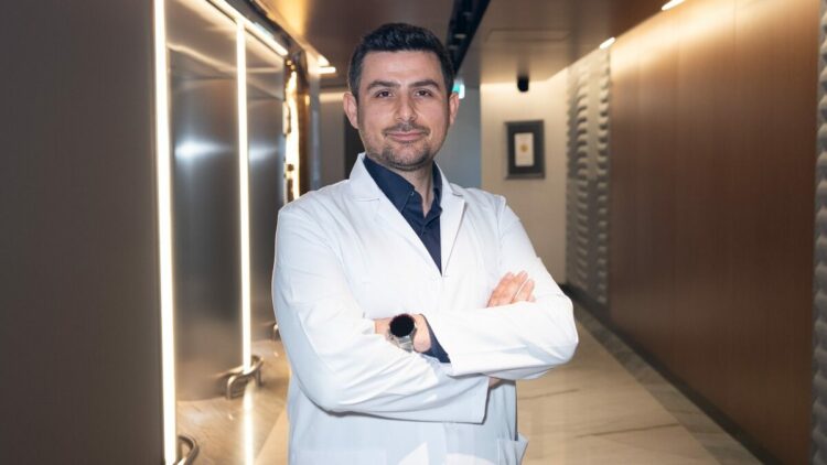 ‘Ultraviyole ışınları korneaya zarar verebilir’
