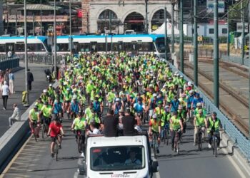 Milli maçın ardından Tarihi Yarımada'da pedal çevirdiler