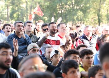Kağıthane’de milli maç heyecanı