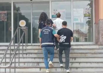 Girdikleri evden ziynet eşyası çalan 2 şüpheli, tutuklandı