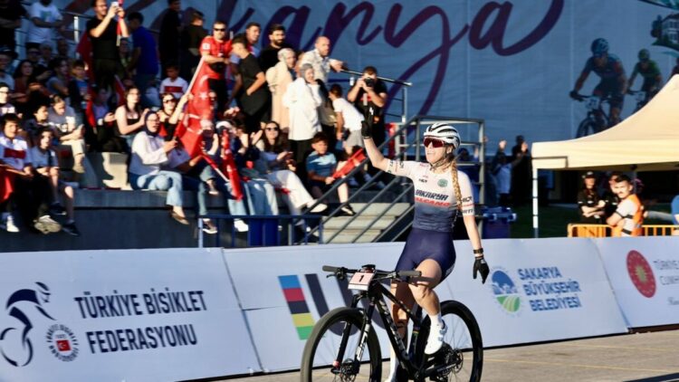 Sakarya 'UCI MTB Eliminatör Dünya Kupası'na ev sahipliği yaptı